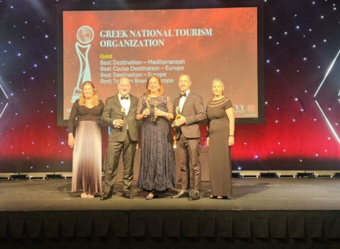 Greece and GNTO win in US Travvy Awards 2024