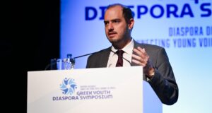 Γ. Κώτσηρας: Διαμορφώνουμε από κοινού τις πολιτικές του μέλλοντος για τις νεότερες γενιές του Ελληνισμού
