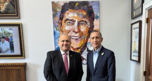 AHI President Meets with U.S. Rep. Darrell Issa (R-CA)