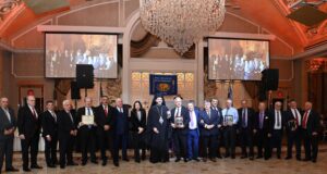 Βραβεία και Υποτροφίες από το Φιλανθρωπικό Ιδρυμα του Pan Gregorian