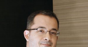 Τα όρια του δημόσιου διαλόγου στη σύγχρονη εποχή