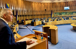 M.Χαρακόπουλος: Η επιμονή στην woke κουλτούρα επηρέασε και τις αμερικανικές εκλογές