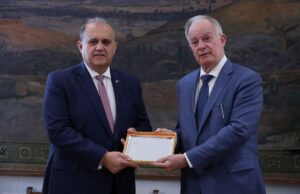 Συνάντηση του Προέδρου της Βουλής των Ελλήνων με τον Πρόεδρο και μέλη του ΑΗΙ