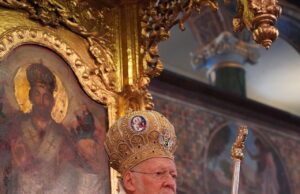 Οικουμενικός Πατριάρχης: “Τα Χριστούγεννα είναι ευκαιρία διά να συνειδητοποιήσωμεν το μυστήριον της ελευθερίας του Θεού και το μέγα θαύμα της ελευθερίας του ανθρώπου”