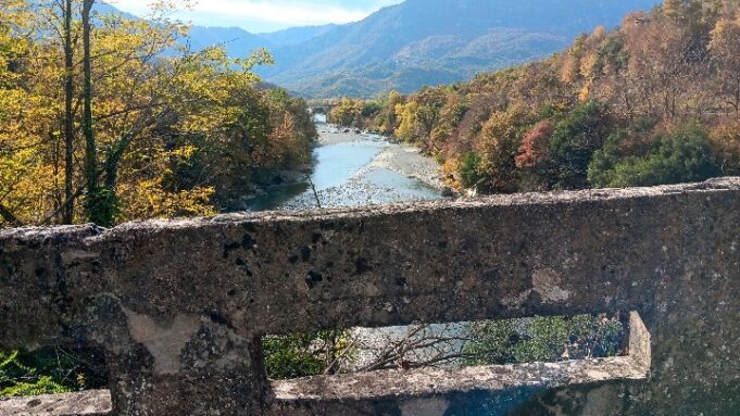 Οδοιπορικό στην ακριτική κοιλάδα του Σαρανταπόρου στην Κόνιτσα – Οι άνθρωποι, η ιστορία, η φύση