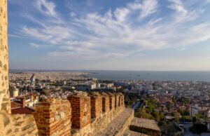 Γιατί καθυστερεί η κατασκευή κινηματογραφικών πλατό στη Θεσσαλονίκη – Τι λένε επενδυτής και “Enterprise Greece”