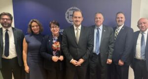 Συνάντηση αντιπροσωπείας της Πα.Δ.Ε.Ε. με τον Υφυπουργό Εξωτερικών, Γιώργο Κώτσηρα