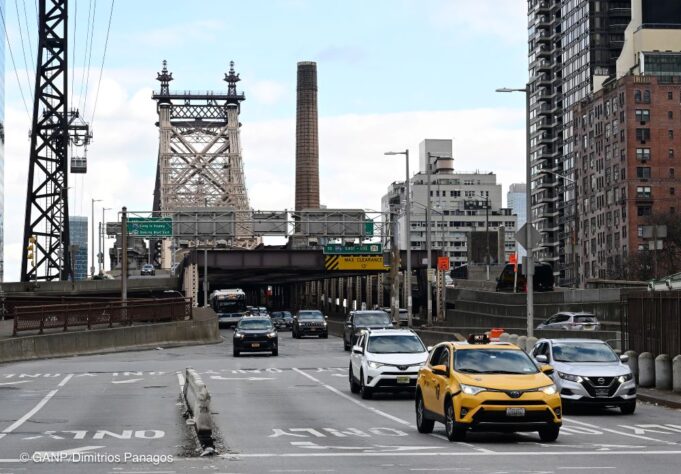 DOT Reveals the Worst Days to Drive in NYC During the Holidays