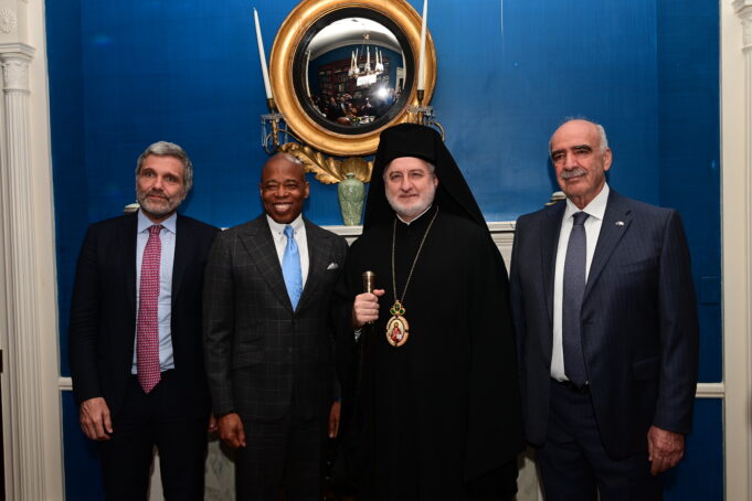 NYC Mayor Welcomed the Greek-American Community at Gracie Mansion