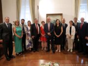 Συνάντηση του Προέδρου της Βουλής με το νέο προεδρείο της Πα.Δ.Ε.Ε.