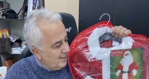 Ο Θεσσαλονικιός ράφτης του …Αϊ Βασίλη για πάνω απο 35 χρόνια