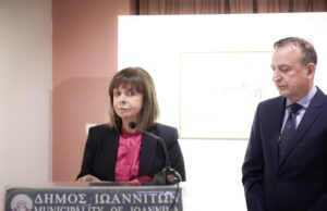 Η Πρόεδρος της Δημοκρατίας εγκαινίασε την έκθεση «Η Ελλάδα μέσα από τα πρωτοσέλιδα των ευρωπαϊκών εφημερίδων»