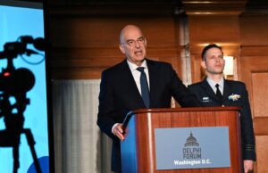 Dendias’ visit to Washington: Focus on Greek-US defense cooperation