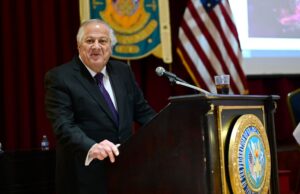 Παρέλαση: Δωρεά εκατό χιλιάδων από τον Γιώργο Τσούνη – Στην τελική ευθεία οι προετοιμασίες