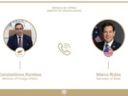 Τηλεφωνική επικοινωνία Μ. Ρούμπιο-Κ. Κόμπου