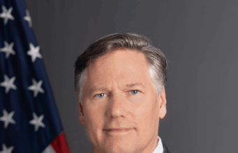 Επικοινωνία Αλ. Παπαδοπούλου με τον αναπληρωτή υπουργό Εξωτερικών των ΗΠΑ