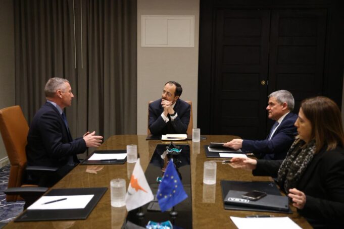 Συνάντηση Νίκου Χριστοδουλίδη με τον αντιπρόεδρο της ExxonMobil στο Τέξας