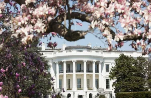 Ο Λευκός Οίκος ανακοίνωσε ότι ξεκίνησαν οι απολύσεις ομοσπονδιακών υπαλλήλων λόγω του shutdown