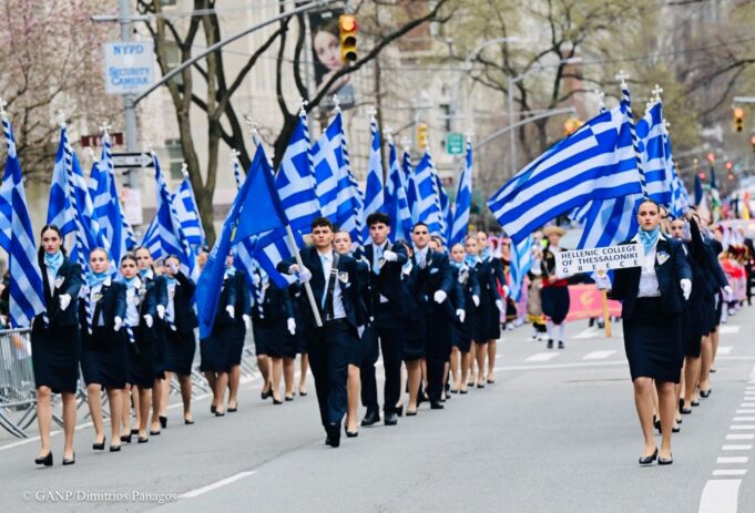 H καρδιά του Ελληνισμού χτύπησε στην 5η Λεωφόρο