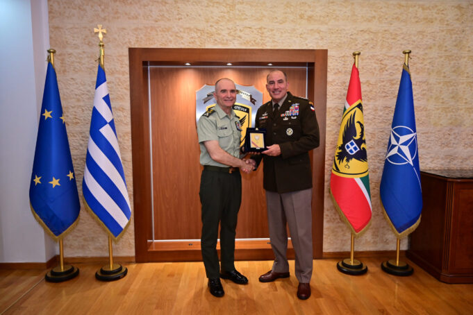 Στην Ελλάδα ο διοικητής Δυνάμεων του Στρατού των ΗΠΑ, Άντριου Πόππας