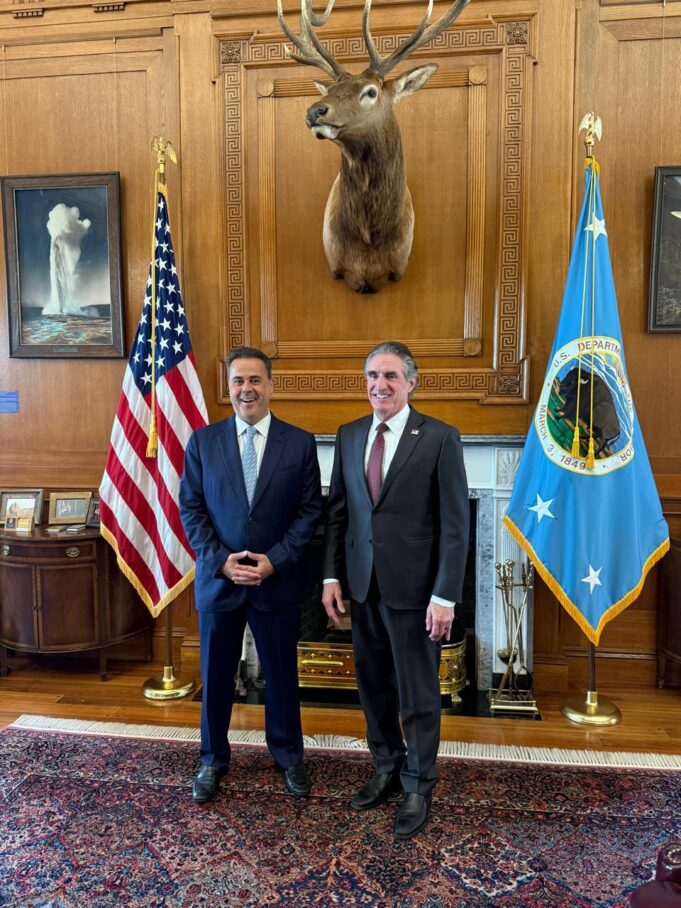 Συνάντηση Στ. Παπασταύρου με τον επικεφαλής του Εθνικού Συμβουλίου Ενεργειακής Κυριαρχίας των ΗΠΑ