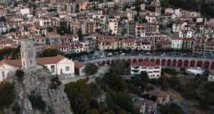 Οι Αθηναίοι βρίσκουν το “χωριό τους” στην καρδιά της Ρούμελης