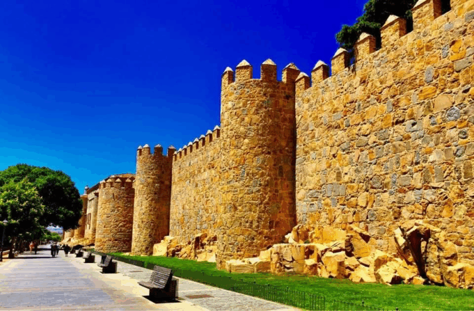 ΑΒΙΛΑ: To Πνευματικό Κάλεσμα της Αγίας Τερέζας – Ενα Οδοιπορικό Πίστης και Φώτισης