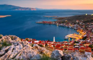 Χάλκη: Το νησί που έγινε παράδειγμα βιώσιμης τουριστικής ανάπτυξης