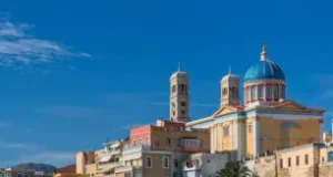 Η Σύρος προβάλλει τη δυναμική της ως πολιτιστικός προορισμός