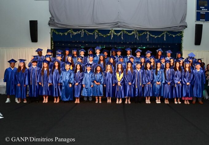 Τελετή αποφοίτησης στο «Hellenic Classical Charter» στο Μπρούκλυν