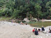 Όαση δροσιάς οι δύο «παραλίες των βουνών» του Ασπροποτάμου στα Μετέωρα