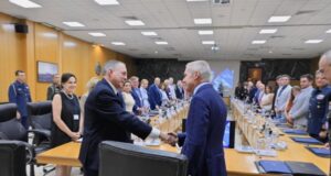 Αντιπροσωπεία της ΠαΔΕΕ στο Υπουργείο Άμυνας