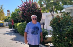 Ένας δημότης για βραβείο – Καθαρίζει τη γειτονιά του γιατί, όπως εξηγεί, η καθαριότητα είναι ένδειξη πολιτισμού