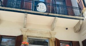 Στην Κορυτσά ο ΥΠΕΞ για τα εγκαίνια του κτηρίου “Σεφέρη”