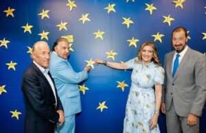 Elpida Honors The Hellenic Initiative for Its Support