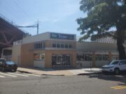 “Σα να μην πέρασε μια μέρα”: Καλωσορίσατε στο νέο “Τιτάν” στην οδό Steinway της Αστόρια και στον αριθμό 23-53