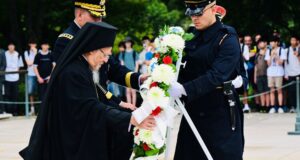 Ο Οικουμενικός Πατριάρχης κατέθεσε στεφάνι στο Εθνικό Κοιμητήριο του Αρλινγκτον