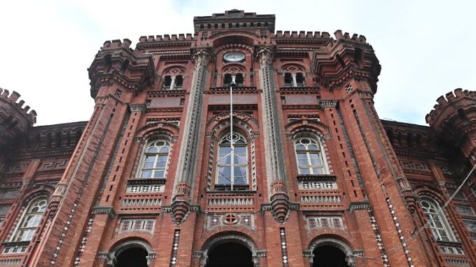 Μετακομίζει η Μεγάλη του Γένους Σχολή λόγω έργων ενίσχυσης της στατικότητας του κτηρίου της