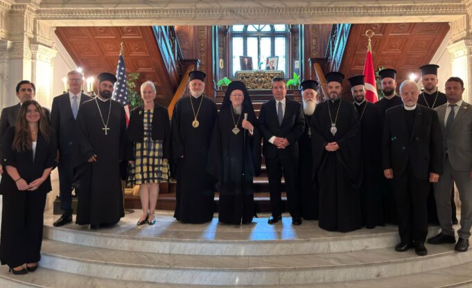 Ο Οικουμενικός Πατριάρχης στην Πρεσβεία της Τουρκίας στην Ουάσινγκτον