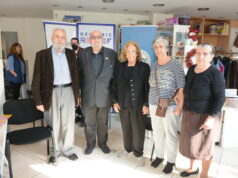 Τρόφιμα και ρούχα στη μηνιαία διανομή του Hellenic Relief Foundation