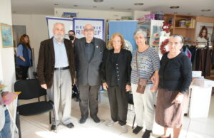 Τρόφιμα και ρούχα στη μηνιαία διανομή του Hellenic Relief Foundation