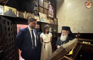 Patriarch Theophilos Welcomes Vice President Vance at the Church of the Holy Sepulchre
