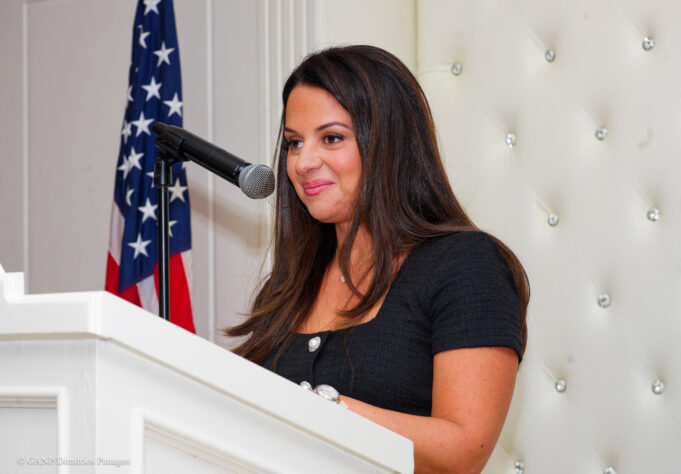 Η Ελληνοαμερικανίδα Μαρία Μπουλνταδάκη ορκίστηκε Δικαστής στο Nassau County!