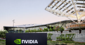 Η Nvidia έγινε η πρώτη εταιρεία στον κόσμο με χρηματιστηριακή αξία ανω των $ 5 τρις