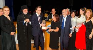 Με το Ομήρειο Βραβείο τίμησε η Χιακή Ομοσπονδία τον Μιχάλη Κράτσιο