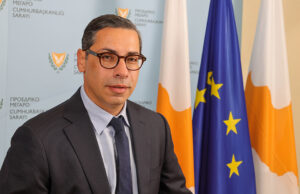 Συνάντηση Μ. Ρούμπιο – Κ. Κόμπου στο Στέιτ Ντιπάρτμεντ