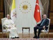 Πάπας Λέων ΙΔ’: «Η ομογενοποίηση» της Τουρκίας «θα αποτελούσε εκπτώχυνση… Μια κοινωνία δεν είναι ζωντανή αν δεν είναι πλουραλιστική»