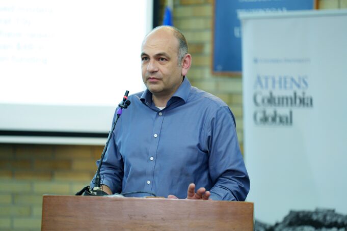 Ιωάννης Κυμίσης, ο Έλληνας καθηγητής του Columbia που οραματίζεται ηλεκτρονικά συστήματα σε κάθε επιφάνεια