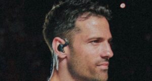 Review: Konstantinos Argiros mesmerizes the Barclays Center in Brooklyn with his Greek vocals