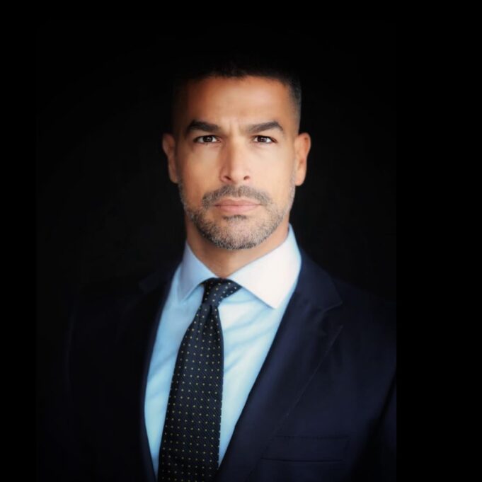 Αναδιώτης: Ποιος ορίζει την αλήθεια στην ψηφιακή εποχή;